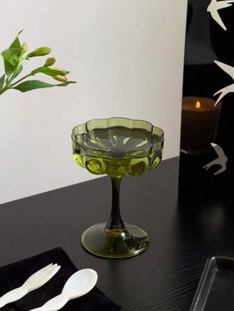 1pc New Green Calla Lily Design Champagne Glass, Made Of Crystal Glass, Translucent And Symbolizing Vitality, Great Gift For Friends