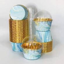 Cakegiugiu Set, 50/100 pièces de caissettes à muffins jetables avec couvercles, caissettes à muffins jetables avec couvercles, caissettes à cupcakes résistantes à la chaleur et brillantes, moules à muffins, ustensiles de cuisson, caissettes à gâteau à bord incurvé, support à gâteau, caissette à cupcake pour mariage et fêtes d'anniversaire