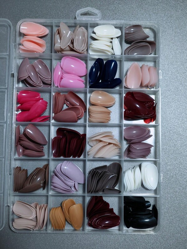 576 قطعة من أطراف الأظافر بشكل اللوز القصير، موحد اللون تغطية كاملة أظافر صناعية، تصميم أنثوي بسيط، سهلة الاستخدام، طقم أظافر أكريليك، مثالي لمناكير المرأة أظافر الضغط، لوازم الأظافر