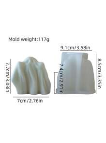 3D万圣节可爱小鬼系列香薰蜡烛硅胶模具，独特的万圣节礼物和装饰品，适用于手工艺术创作、室内DIY装饰、香薰蜡烛制作、香皂制作、树脂浇注。具有耐高温、可重复使用等特点。