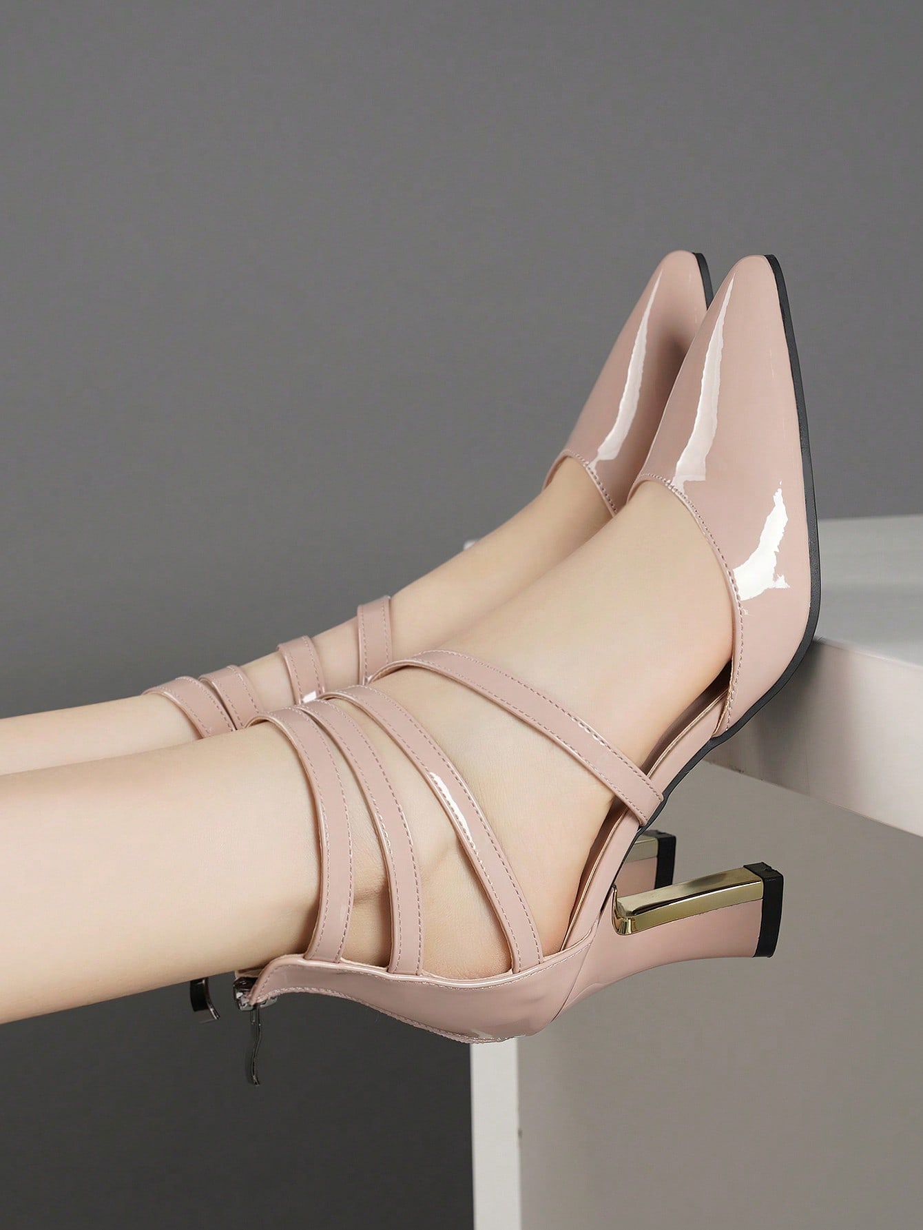 أحذية كعب عالي بأصبع قدم مدبب موسم الخريف/الشتاء 2...