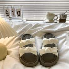 Women Athletic & Outdoor Sandals & Slides - 米色 - 查看 1