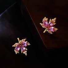 1 Pair Women's Fashionable Earrings, Elegant & Luxurious Maple Leaf Shaped Copper Inlay Synthetic Zirconia, Suitable For Daily, Party, Festival And Couple Gift