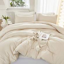 Oversized King Comforter 128x120 Beige, 3 Pieces Lightweight Solid Bedding Comforter Set, All Season Fluffy Bed Set (1 Comforter & 2 Pillowcases) - 米色 - 查看 1