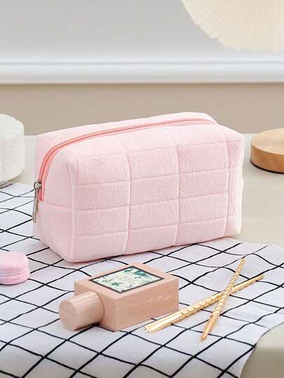 1个可爱柔软毛绒拉链化妆包，化妆刷收纳包旅行袋，女士化妆手提包钱包，返校包，房间装饰，包包，化妆包，旅行，化妆包，旅行必备，收纳包，储物，旅行必备，化妆品收纳包，化妆包，洗漱包，桌面收纳包，化妆包，化妆包，化妆袋，化妆包，化妆包，化妆包，化妆包，化妆包，化妆包，化妆包，化妆包，化妆包，化妆包，旅行必备，化妆包，旅行必备，小型化妆包，化妆袋，化妆包，旅行必备，大容量，大化妆包，圣诞礼物，收纳袋，旅行，女士旅行必备礼物，收纳袋，手拿包/小手提包，化妆品收纳包，化妆品整理包，收纳袋，刷子收纳包，迷你收纳袋，大容量收纳袋