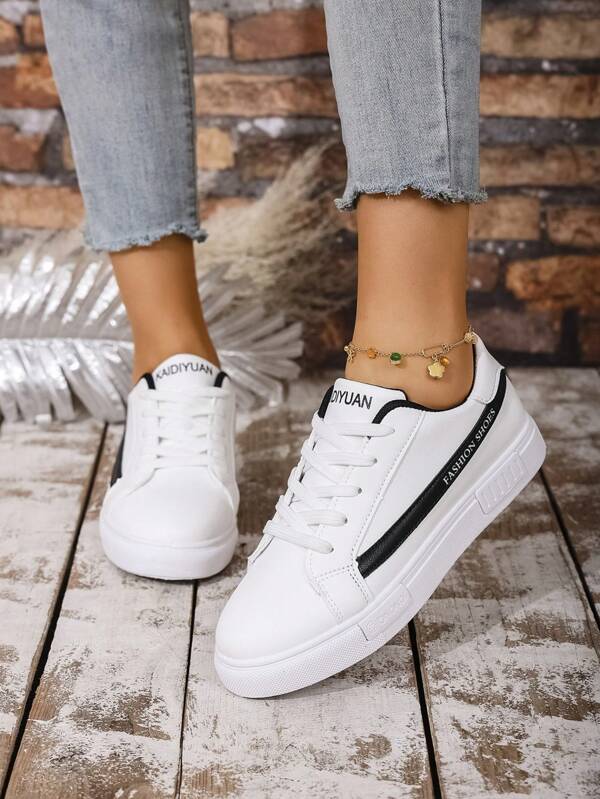 1 Pair Fashion Women Thick Sole Casual Sneakers, Color Block Lace-Up Classic White Shoes, Comfortable Plus Size For Daily Wear, Tourism, Students, Versatile Cross-Border Overseas Trade