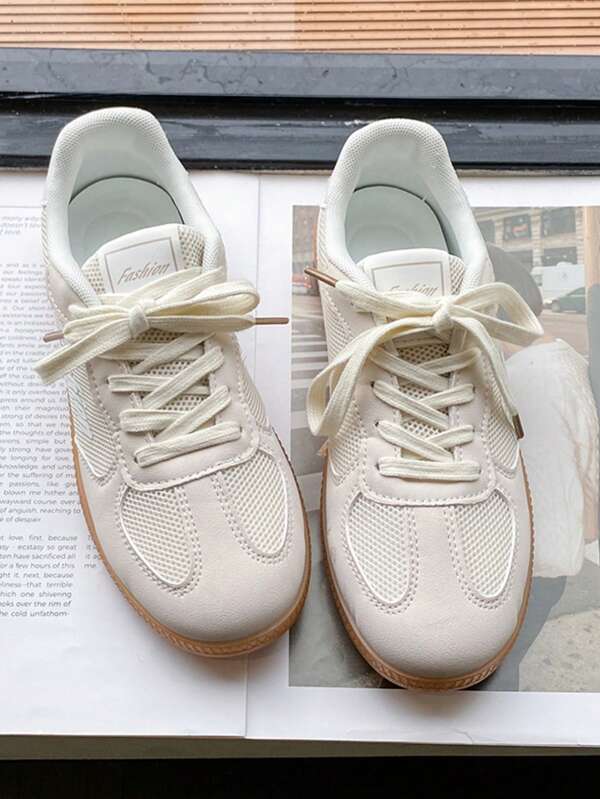 2025 All - Season Wearable Retro Sporty Red Mesh Casual Shoes, Breathable Mesh + Color - Block Design , Rubber Soft Sole For Comfort, Perfect For Daily Commutes, Campus Outings, Jogging Workouts, Easter Outings, Independence Day Walks, Versatile Women's Shoes For Multiple Occasions (EU Size / 1 Size Smaller). Women's Footwear > Sneakers > Casual Sneakers > Retro - Style Mesh Breathable Running Shoes