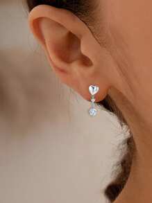 1 par de pendientes tipo mariposa hipoalergénicos con circonita cúbica en forma de corazón, diseño delicado y minimalista, ideal para uso diario, regalo de cumpleaños