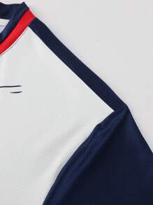 Custom Designed Slim Fit Women Badminton Jersey, Can Print Logo/Photos/Text, Fashionable V-Neck Women's Casual Sports T-Shirt, Quick-Dry Breathable Moisture-Wicking Suitable For Football, Badminton And Volleyball