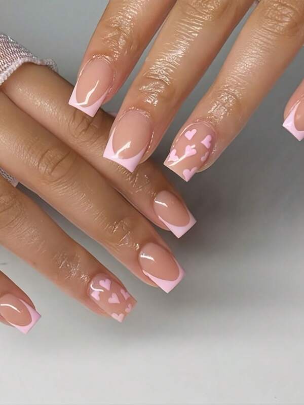 24 Stück kurze quadratische Nägel mit rosa französischer Spitze und Herz-Form zum Aufkleben, süßes und sauberes Design für den täglichen Gebrauch, Künstliche Nägel inklusive 1 Blatt Klebestreifen und 1 Mini-Feile