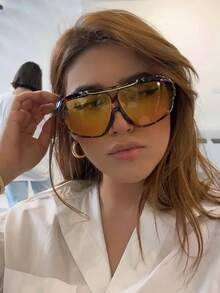 1 件超大小框一体式时尚眼镜，适合女士，休闲百搭，精致优雅，适合日常外出佩戴，精致时尚眼镜 - 玳瑁框茶片 - 查看 1