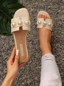 صندل نسائي مسطح مزين بالؤلؤ الاصطناعي، فتحة للأصابع، موحد اللون، غير قابل للانزلاق، صندل كاجوال متعدد الوظائف للاستخدام الخارجي - بيج - مشاهدة 6