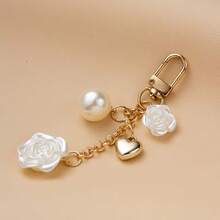 Elegant 1pc Big Pearl & Flower & Heart Shaped Keychain With Gold-Tone Clasp Backpack Decor - White - View 1