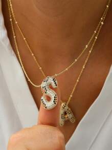 Ein modisches und kreatives, exquisites Kupfer-Zirkonia-Bubblehalsband mit Leopardenmuster von A-Z, 26 Buchstabenanhänger mit englischen Buchstaben, Initialen-Anhänger mit Nachnamen, ein Halsband für Frauen zum lässigen Tragen im Alltag, ein Geschenk für Feste und Feiern!