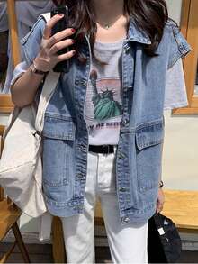 女士时尚宽松牛仔背心，适合秋季分层穿着