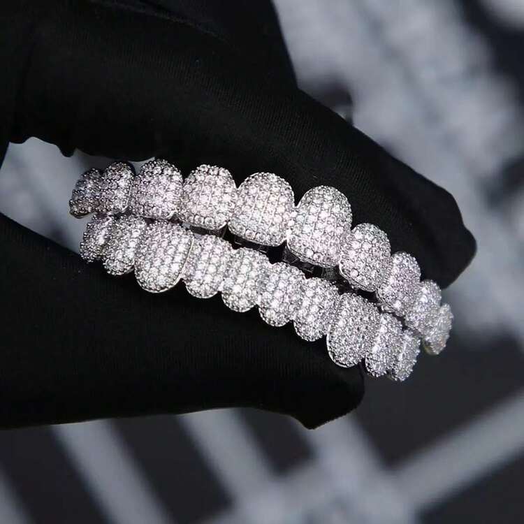 1/2 Hip Hop Shining 18K Gold Plated Cubic Zirconia Gold Teeth Decoration Teen Grilz Grills 10 Teeth Upper And Lower Teeth Decoration Punk Bracelets Halloween Cosplay Rap Gorgeous Jewelry - Multicolor - View 3