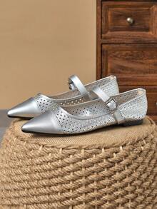 WHDXY 优雅的银色镂空平底鞋，适合日常穿着