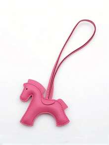 1 件奔腾的骏马和狗钥匙扣 - PU 皮革马术吊饰，14 种颜色（绿色、黑色、粉色、蓝色、黄色、白色、棕色、红色、橙色、棕色、深蓝色、深棕色、黑色、紫色、酒红色） - 可调节钥匙、包包、手机链带 - 情人节男女礼物 - 可与背包搭配