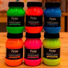 Set De Pinturas Neón Acrílicas Pinto 6 Colores x 100 ml C/U • Colores Fluorescentes Brillantes Para Luz Negra (UV) • Pintura Acrílica Lavable De Secado Rápido • Ideal Para Manualidades, Arte Psicodélico, Pintura Fluorescente, Eventos, Body Paint, Decoración De Fiestas Y Murales • Colores Intensos Que Brillan Bajo Luz Ultravioleta • No Tóxica, Base Agua, Segura Para Uso Escolar Y Artístico • Incluye Tonos Neón Vibrantes: Rosa, Verde, Naranja, Amarillo, Azul Y Púrpura • Excelente Adherencia Sobre Papel, Cartón, Tela, Madera, Espuma, Plástico Y Más • Ideal Para Artistas, Estudiantes, Pintores Urbanos Y Proyectos Creativos • Alta Cobertura Y Pigmentación Profesional • Producto Nacional De Calidad Pinto • Perfecta Para Arte Nocturno, Escenografía, Eventos Glow Y Decoraciones UV • Frascos Reutilizables Y Fáciles De Usar - Multicolor - Ver 1