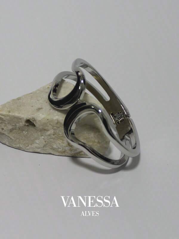 Bracelete Dourado Com fecho Maxi detalhado Verniz Italiano