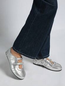 2025春季新款复古红色百搭魔术贴玛丽珍鞋，圆头平底休闲女鞋【尺码偏小，请参考尺码表】，芭蕾平底鞋