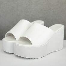 Women Platforms & Wedge Sandals