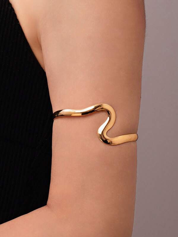 1pc Minimalist Fashion Asymmetrical Metal Wire Adjustable Gold Arm Cuff, Ins Style Design, Personalized Minimalist Style, Simple Bracelet, Arm Decoration Suitable For Women's Daily Wear And Parties