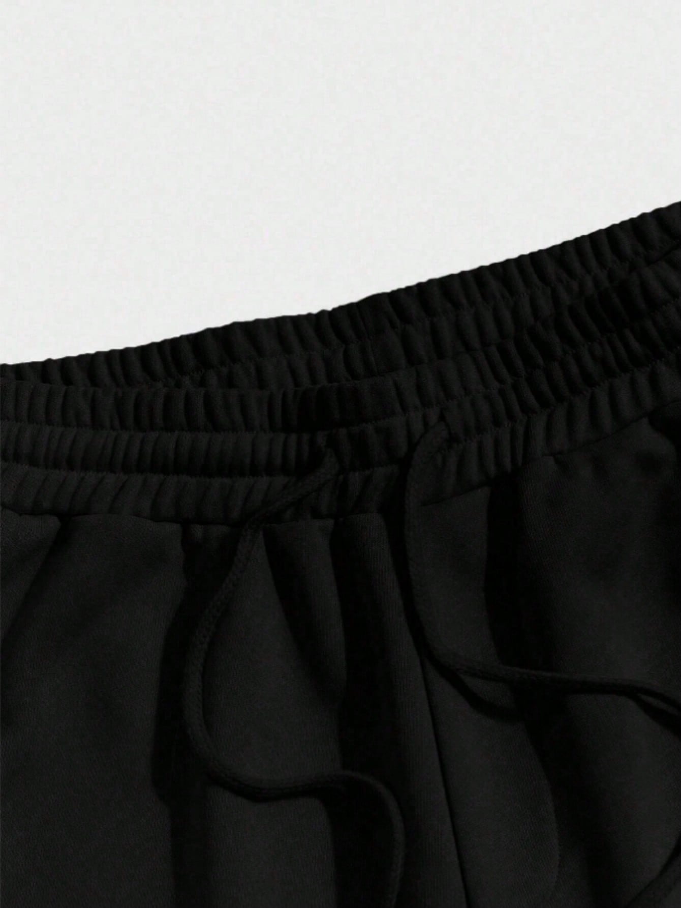 طقم بنطال وتي شيرت أكمام قصيرة