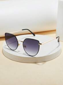 1 pièce Lunettes de mode pour hommes Nouvel été Style rétro classique Monture œil de chat large Accessoires de haute qualité Style de rue Cadeaux Convient pour l'extérieur, la randonnée, les vacances, la pêche, les représentations, les fêtes, les rassemblements