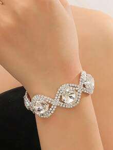 1 件时尚、优雅、奢华的水钻手链