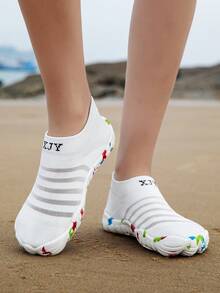 新款儿童透气沙滩游泳户外涉水防滑耐用速干水鞋 - 白色 - 查看 8