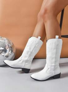 Western Style Embroidered Vintage Boots For Girls, Retro Platform Mid-Calf V-Cut Riding Boots, Winter New Arrival