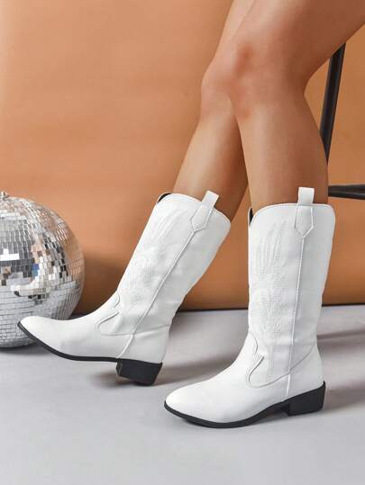 Western Style Embroidered Vintage Boots For Girls, Retro Platform Mid-Calf V-Cut Riding Boots, Winter New Arrival