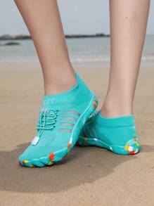Nuevos zapatos de agua para niños, transpirables, para playa, natación y uso en exteriores, con diseño antideslizante, duraderos, cómodos y de fácil colocación
