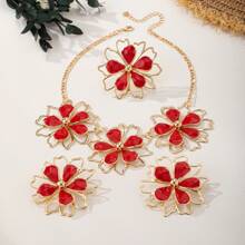 1pc Exaggerated Vacation Style Gold 5-Petal Flower Pendant Necklace, 1 Pair Earrings, 1pc Ring, Women Jewelry Set