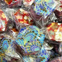 50 片装六角形绗缝布料方块，100% 涤纶，预裁无缝工艺，仅可手洗，花卉图案，预裁布料块，适用于 DIY 项目（款式随机） - 彩色 - 查看 2