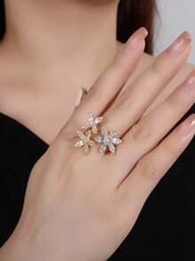 1pc Copper Material Zirconia Snowflake Design Open Ring, Fashionable And Elegant, Suitable For Gifts, Women's Daily And Holiday Wear