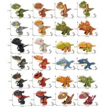 Tecforood 1/3/5/7/12款随机、不重复的恐龙咬手指玩具模型可供选择。这些模型造型生动逼真，采用防摔材质，拥有多种恐龙动物造型（适合用作展示挂件/桌面摆件）。咬手指的细节提升了互动乐趣（提升了游戏体验）。