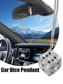 1 pieza Colgante de espejo retrovisor de coche con dados creativos, decoración colgante brillante para el interior del coche, accesorio de espejo retrovisor, decoración de moda para el interior del coche, accesorio de decoración oscilante de diamante para el espejo retrovisor del coche, tamaño universal