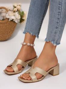 Teen Girls Low Heel Sandals, Gold PU Leather, Suitable For Beach, Resort, Dance Party, Daily Wear, Summer