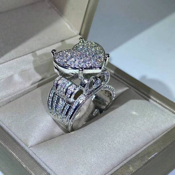 1pc Micro Zirconia Heart Shaped Ring, Vintage Full Pave Design, Gift For Couples & Best Friends