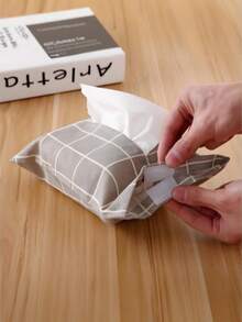 Family Pack Paper Towel Sleeve Tissue Bag Paper Towel Bag Fabric Tissue Box Tissue Bag ,Simple Style Plaid Fabric Tissue Bag Fabric Car Tissue Bathroom Living Room Placement ,Creative Paper Towel Sleeve Lightweight Non-Cardboard Tissue Convenient Replacement - Multicolor - View 4