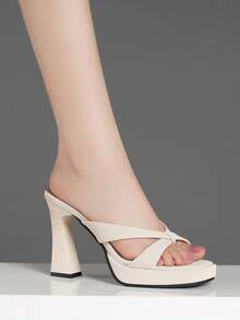 夏季新款女士高跟凉鞋粗跟防水台金属装饰透明一脚蹬 - 杏色 - 查看 2