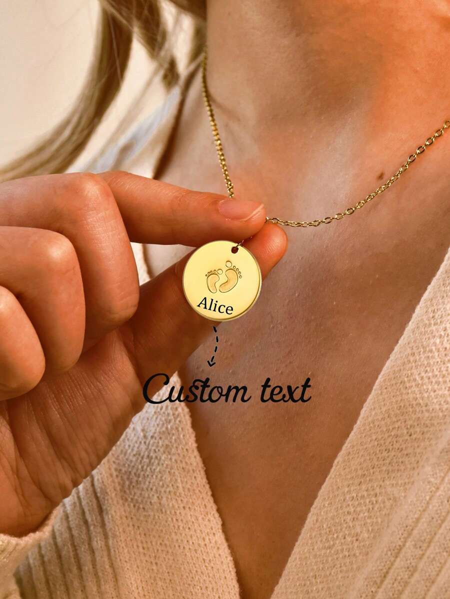 Collar con colgante de nombre personalizado grabado, collar con colgante de letras 3D hechas a mano personalizadas de acero inoxidable con moneda redonda clásica, joyería para fiestas familiares, regalo de aniversario para ella, regalo de cumpleaños para la mejor amiga, regalo creativo para nueva madre, Navidad, Acción de Gracias, Día de la Madre, Regalo de Año Nuevo