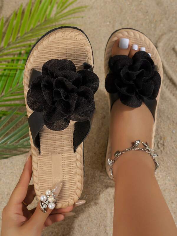 Plus Size Floral Flat Cross-Strap Sandals, Casual Solid Color Beach Slippers
