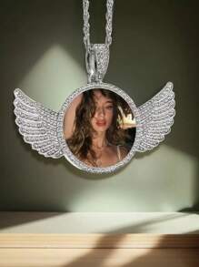 Personalized Rhinestone Studded Angel Wings Photo Necklace, Custom Photo Necklace, Hip Hop Photo Pendant, Iced Custom Round Photo Pendant, Silver, Stylish, Colorful, Vintage, Simple, Unisex, Casual, Cuties, Custom, Personalized, Unique, Ideal Gifts For Him, Ideal Gifts For Her, Her, Boyfriend, Girlfriend, Dad, Mom, Family, Friends, For Anniversaries, For Birthdays, For Graduation, For Prom, For Party, Stainless Steel Jewelry,Chic Autumn,Silver Stylish - Multicolor - View 10