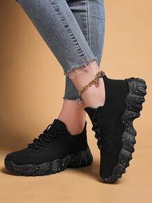 Women's Black Wave Sole Sneakers - Spot Detail Ripped Jeans Fit, All-Day Gold Chain Comfort - màu đen - Xem 5
