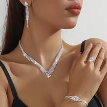 Juego de joyas nupciales clásico de 5 piezas que incluye collar, aretes, anillo, pulsera, accesorios de boda de alta gama con rhinestones y collar y aretes minimalistas de pendiente para mujeres