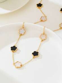 1pc Elegant Luxury Style Lucky Clover Black White Long Sweater Chain, Suitable For Women's Daily Or Party Wear