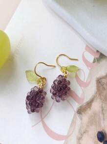 2 pièces Boucles d'oreilles fausses en forme de raisins adorables, petits et raffinés bijoux à thème de fruits, bon marché et chic pour les pique-niques, les vacances et le glamour quotidien, design de grappes de raisins doux